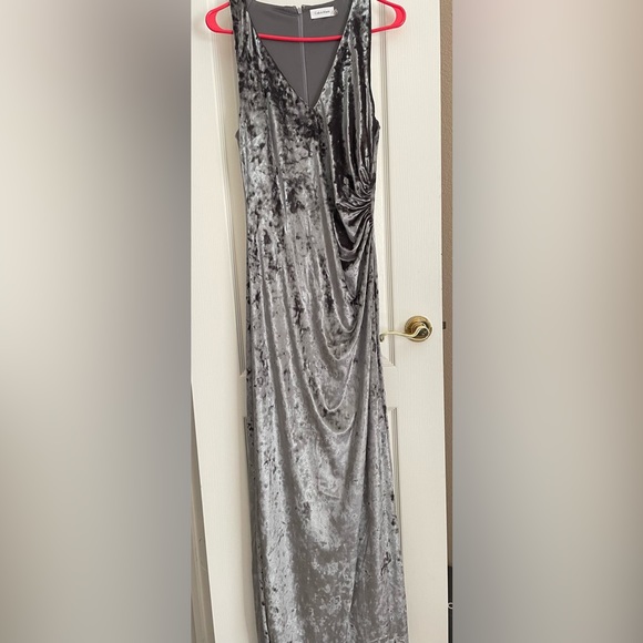 Silver Calvin Klein gown - Picture 1 of 2